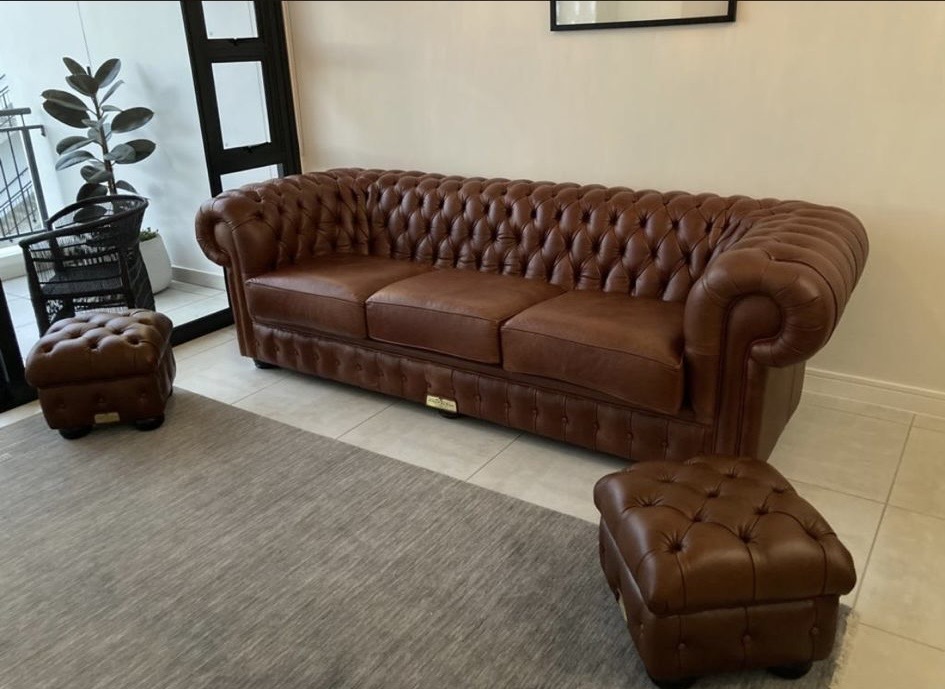 Small Chesterfield Ottoman second view